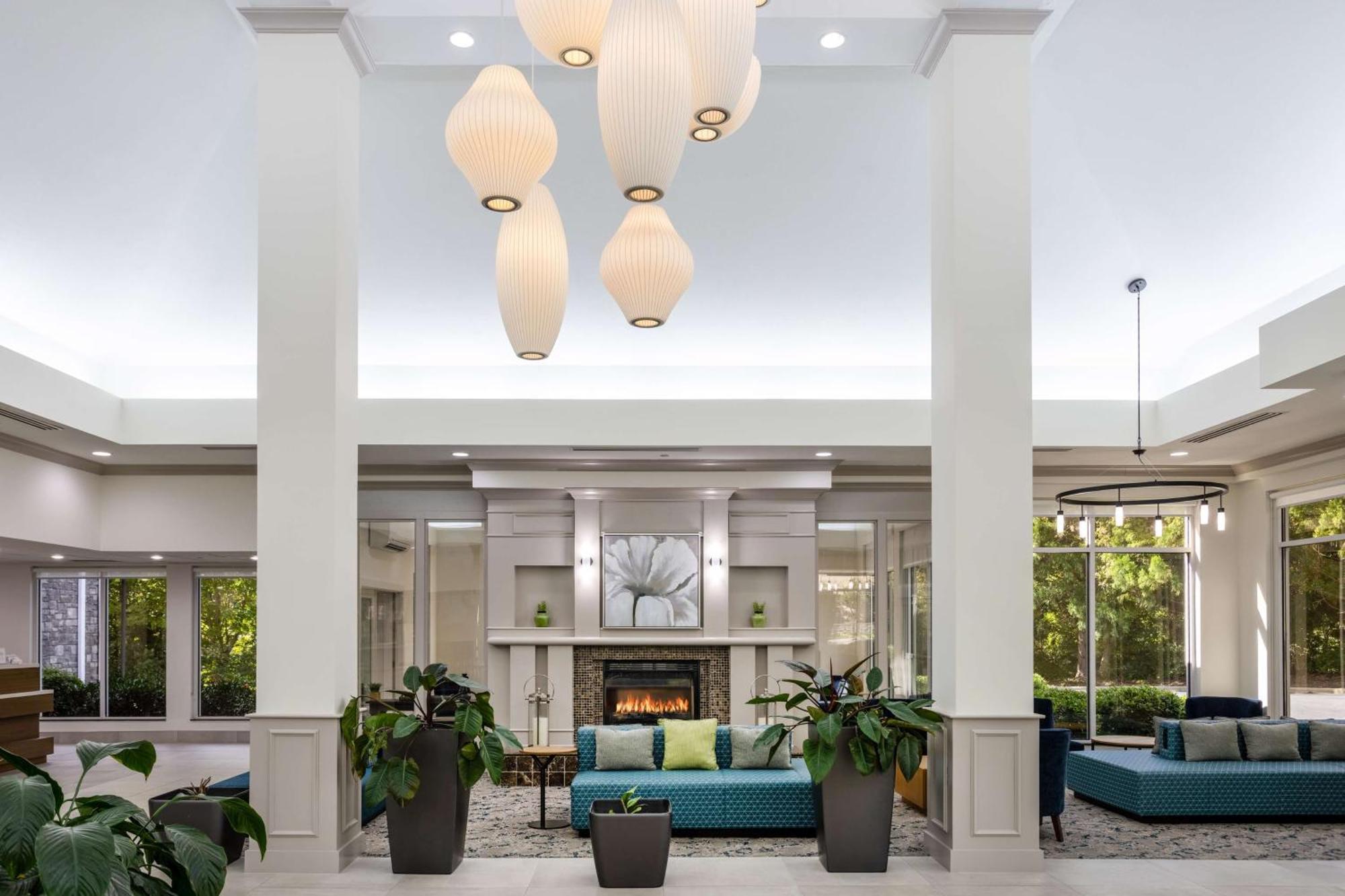 Hilton Garden Inn Winston-Salem/Hanes Mall Exterior photo