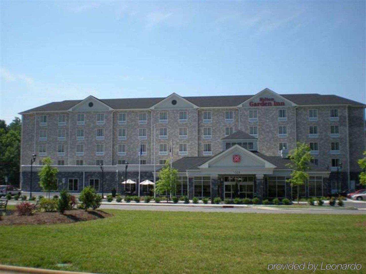 Hilton Garden Inn Winston-Salem/Hanes Mall Exterior photo