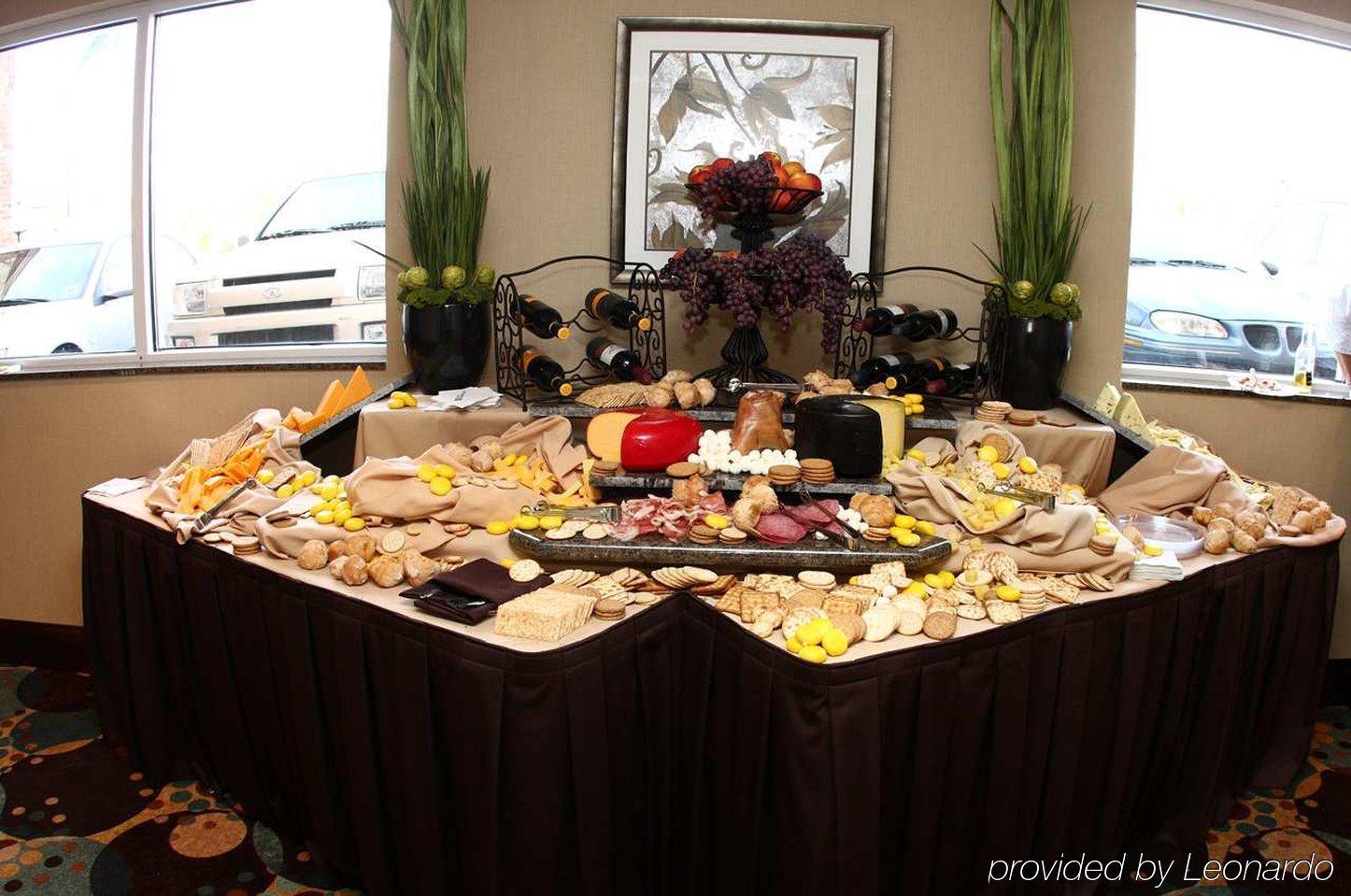 Hilton Garden Inn Winston-Salem/Hanes Mall Restaurant photo